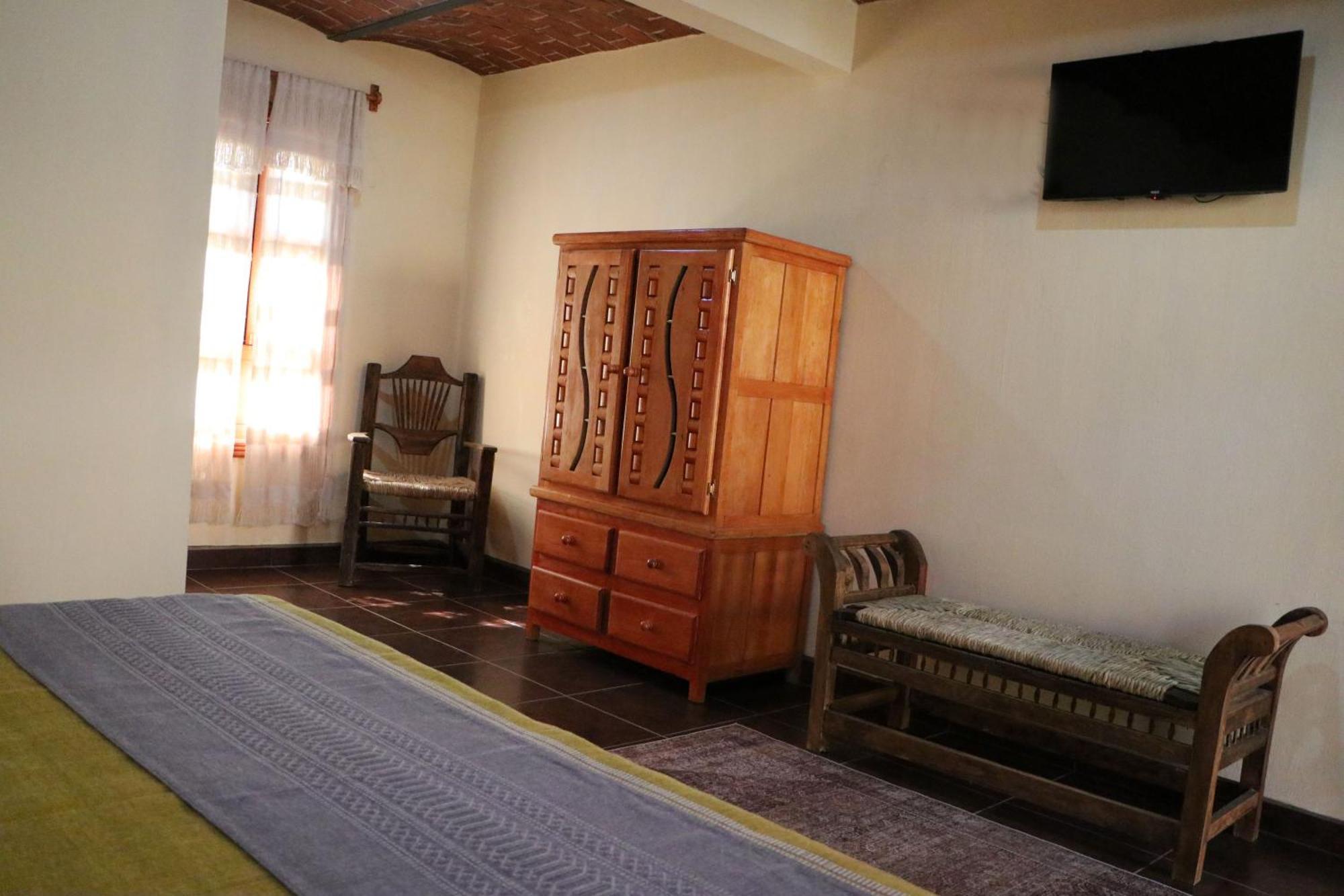 Hotel Castillo Santa Cecilia 타팔파 외부 사진