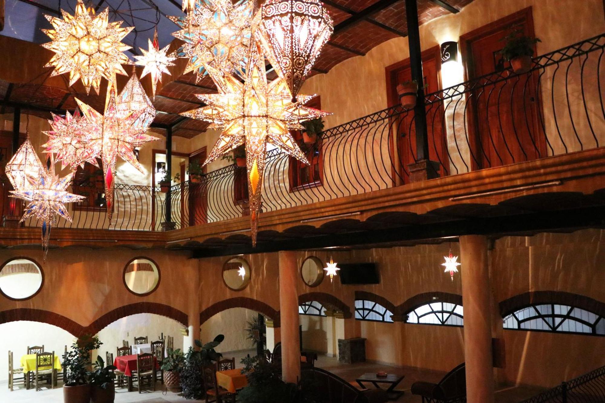 Hotel Castillo Santa Cecilia 타팔파 외부 사진